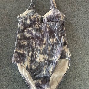 Women’s xs athleta bathing suit